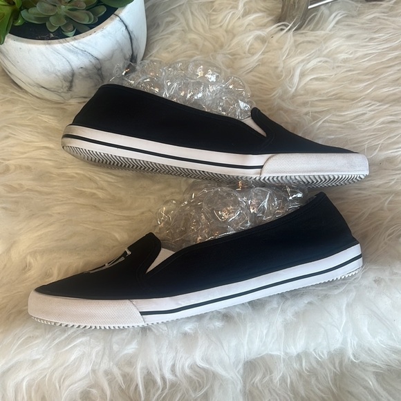 Tommy Hilfiger Black & White Initials Lucey Sneaker Size 8.5 - Picture 4 of 12
